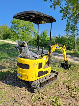 Miniescavatore 10 Qli nuovo 12HP