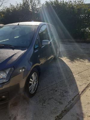 Vendo per inutilizzo Ford C-Max Ghia Anno 2005 Km 45000, in buone condizioni - Foto 2