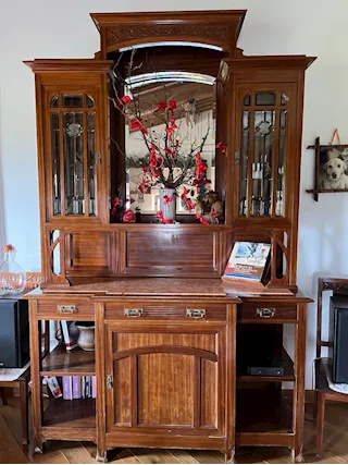 Vetrina credenza in stile liberty primi ‘900