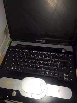Notebook portatile Packard Bell usato - Anteprima 2
