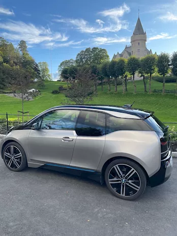 Magnifica BMW i3 full optional