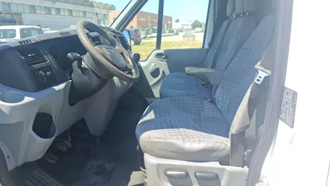 Ford Transit - Benzina / GPL - Passo Lungo, tetto alto, cambio manuale - Anteprima 3
