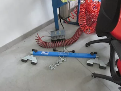 Traversa Solleva Motori per officina usata