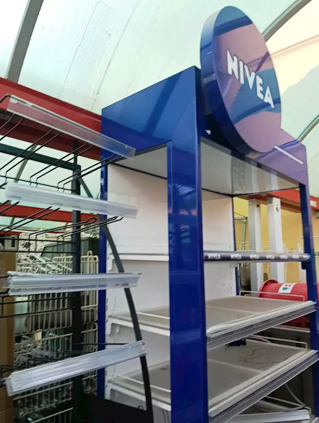 ESPOSITORE BLU NIVEA 53140, in buone condizioni