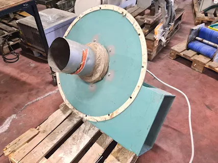Aspiratore centrifugo per fumi usato