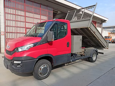Iveco Daily 35C13 Quad-Tor con ribaltabile
