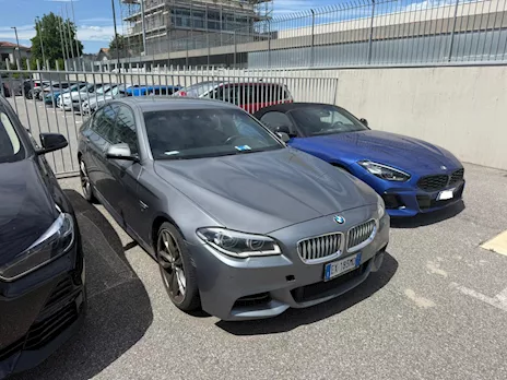 Autovettura BMW M550d xD