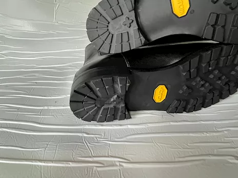 Stivaletti uomo fatti a mano pelle e suola Vibram 46, colore rosso - Anteprima 3