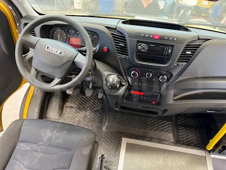 Iveco Daily, 2019, 19 posti, Euro 6 Km 60958, cambio: manuale - Anteprima 4