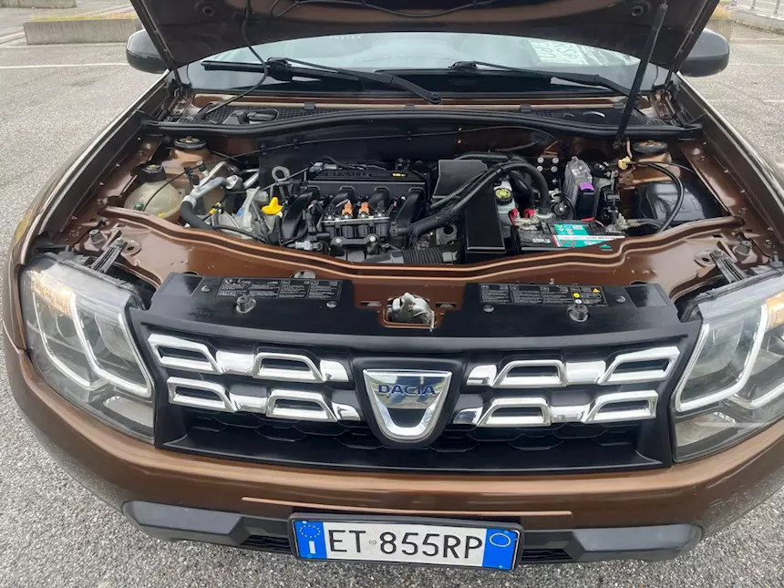 Dacia Duster 1ª serie anno 2014 GPL Km 165000 Monovolume - Foto 4