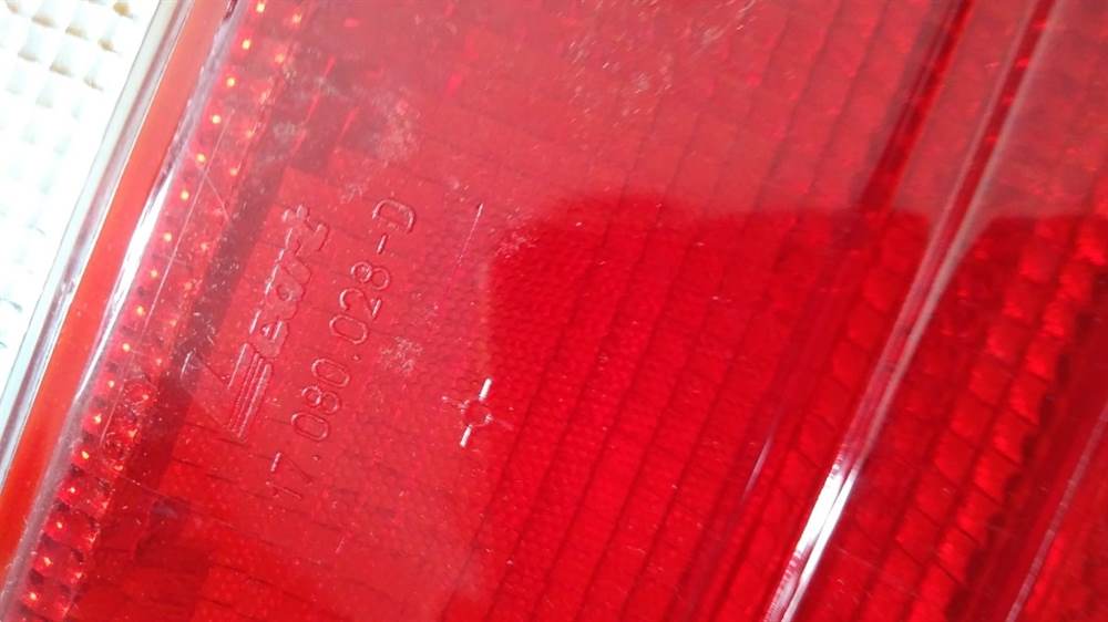 Plastica fanale posteriore Fiat uno turbo bianchi, marca Leart - Foto 5