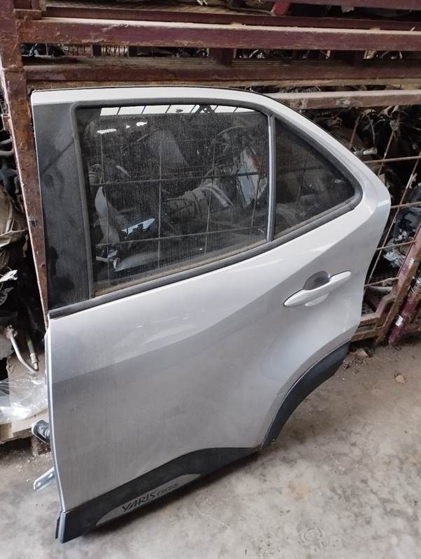 Copertura Specchietto Retrovisore Esterno Sinistro Per Toyota Yaris 2012-2019 - Colore Primer, Materiale ABS - 3