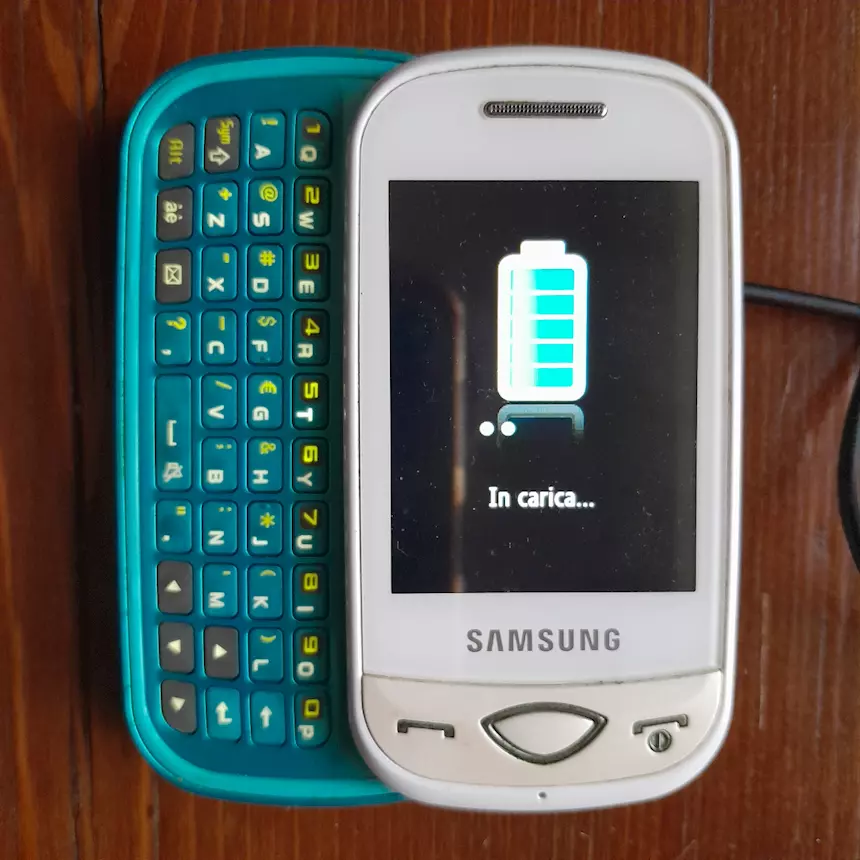 Samsung GT-B3410 non si accende da sostituire tasto accensione