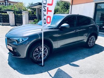 Alfa Romeo Stelvio 2.2 Turbodiesel 180 CV AT8 Q4 Anno 2018, tipologia Fuoristrada - Foto 5