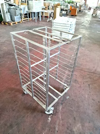 Carrello porta teglie usato