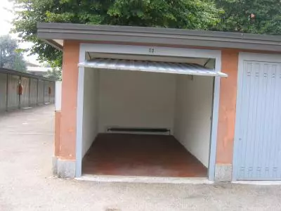 Box - Magazzino a Lucca Est