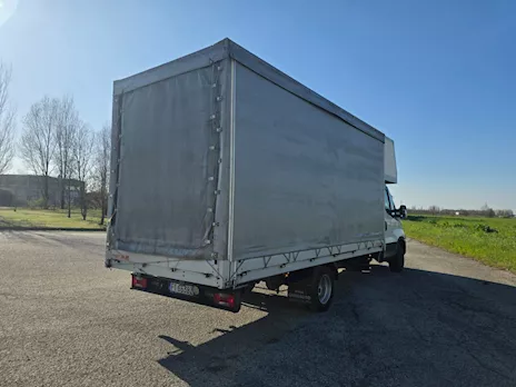 IVECO DAILY Cassone Fisso Anno 2019 Km 300000, modello 35 - Anteprima 3