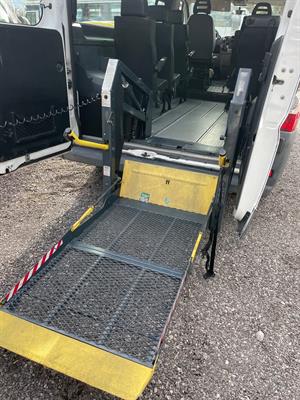 Pedana elettroidraulica disabili/carrozzine