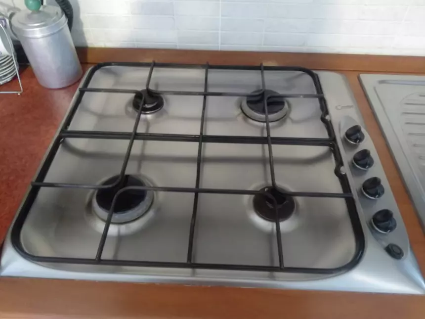Foto 4Cucina lineare completa di elettrodomestici
