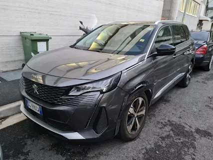 Peugeot 5008 2021 sinistrata