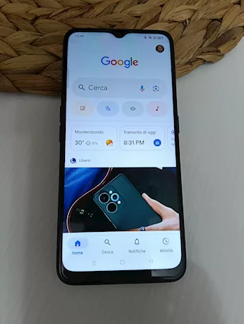 Oppo A9 con scatola, cover e vetro temperato