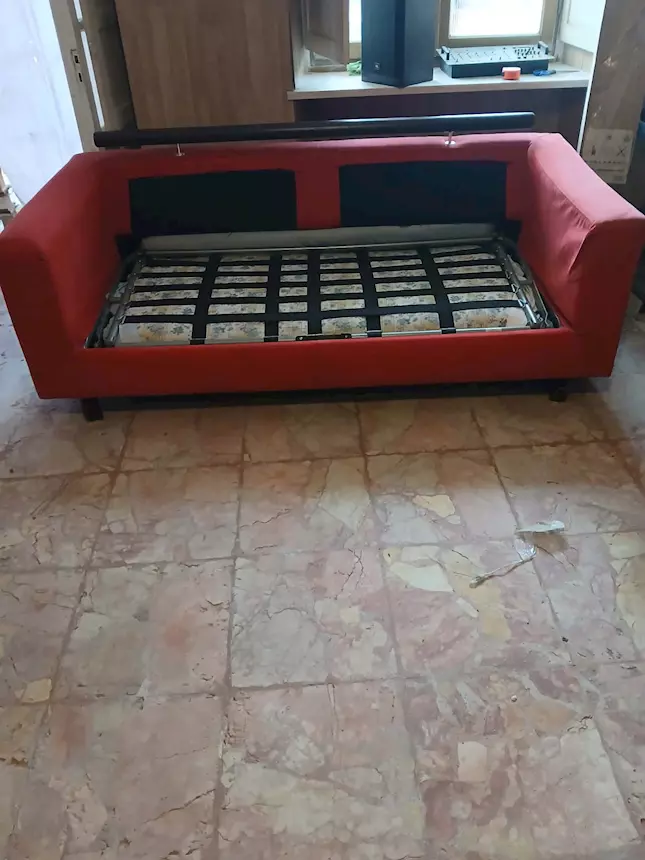 Foto 3Divano letto, colore rosso