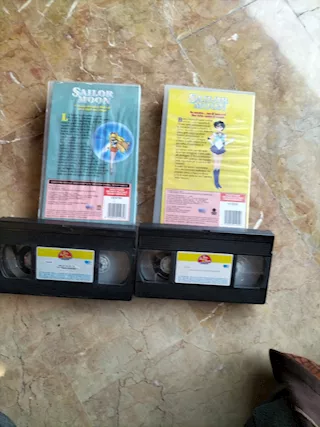 Due videocassette Sailor Moon