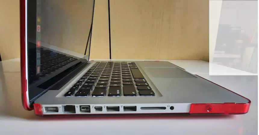 Foto 2MacBook Pro 13 (early 2011) Marca Apple