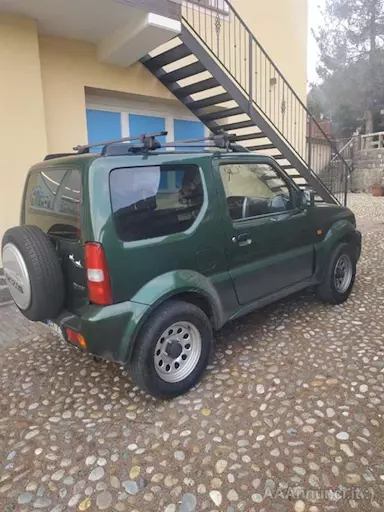 Suzuki Jimny 2011