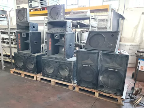 Impianto audio per concerti usato