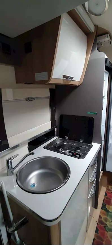 Camper semi integrale MAC Louis Mc4 Anno 2021 Km 11000, unico proprietario - Foto 8