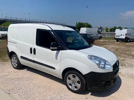 Fiat Modello Doblò Cargo 1.3 Multijet 90 CV Anno 2013 Km 237000 - Foto 6