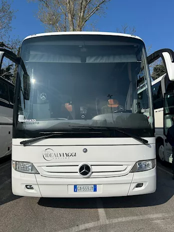 Mercedes 632 01 Tourismo RHD