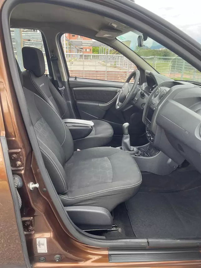 Dacia Duster 1ª serie anno 2014 GPL Km 165000 Monovolume - Foto 8