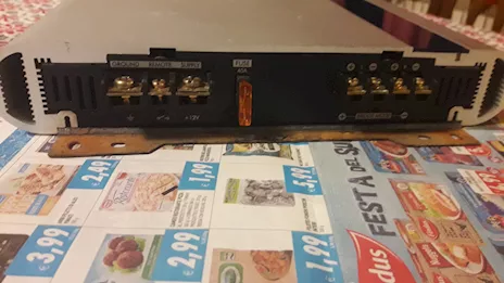 Amplificatore da auto blaupunkt-tha 280, in ottime condizioni - Anteprima 4