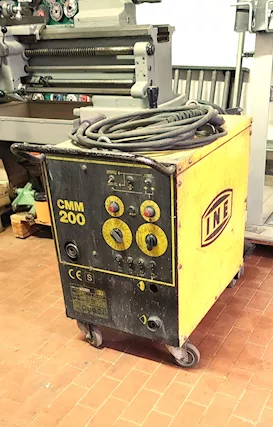 Saldatrice a filo INE