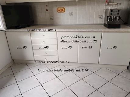 Cucina usata mt. 5,20 con elettrodomestici - Anteprima 1