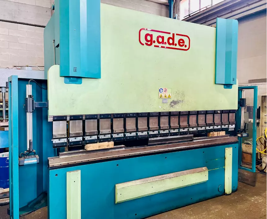 Piegatrice idraulica Gade mod: ps-c 3120 Pressa, tipo schiavi, in buone condizioni - Foto 2