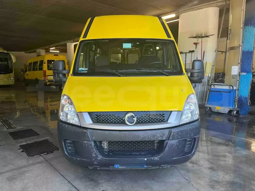 Foto 8Iveco Daily, 2012, 30 posti, Euro 5, km 175.455, cambio: manuale
