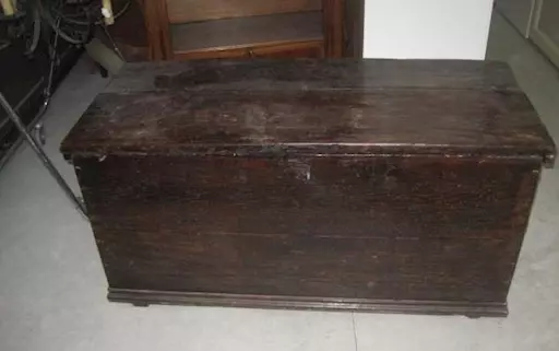 Cassapanca in castagno del 700 restaurata originale