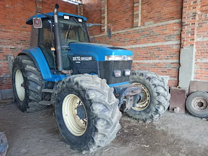 New Holland 8870
