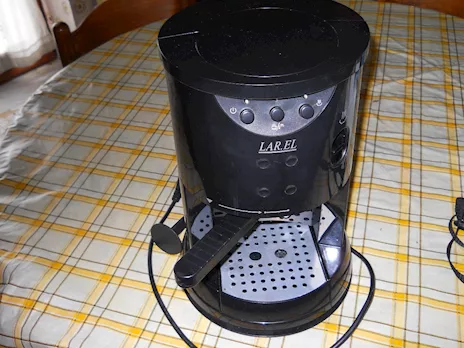 Macchinetta da caffè nuova, marca Larel, tipo professionale - Foto 2