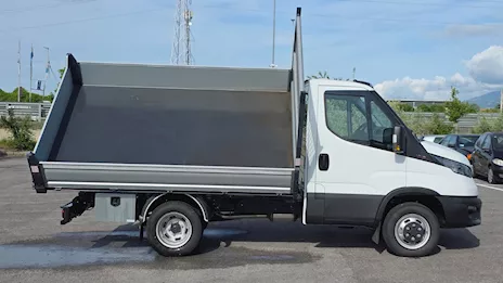 Iveco Daily 35C18 passo 3000, cilindrata 3000, 180 CV, casso