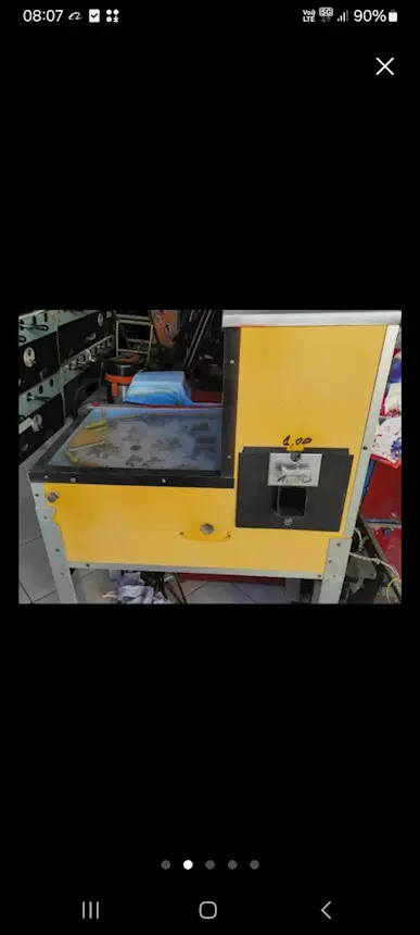 Foto 2 Distributore di palline tipo flipper