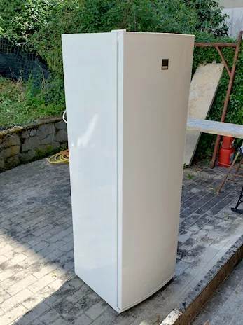 Congelatore verticale Zanussi a cassetti