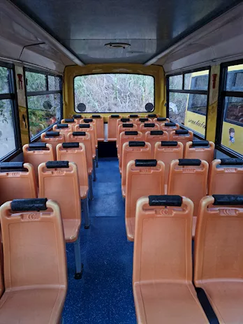 Scuolabus Cacciamali Marca Iveco Euro 3, in ottime condizioni - Anteprima 7