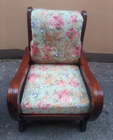 Coppia poltrone in legno