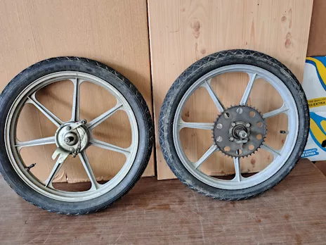 Ruote Ciclomotore da 16