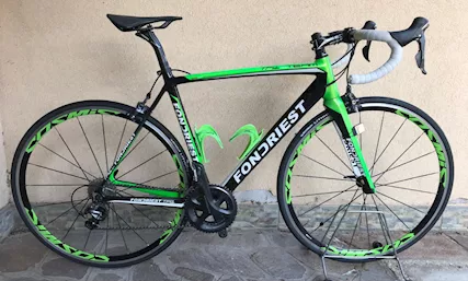 Bici corsa telaio carbonio