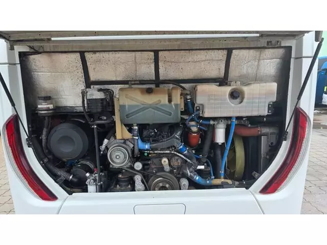 Foto 5Iveco Crossway H, cambio automatico
